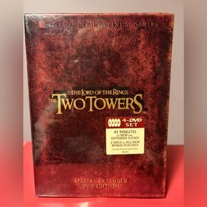 The Lord of the Rings: The Two Towers 4-DVD Set
